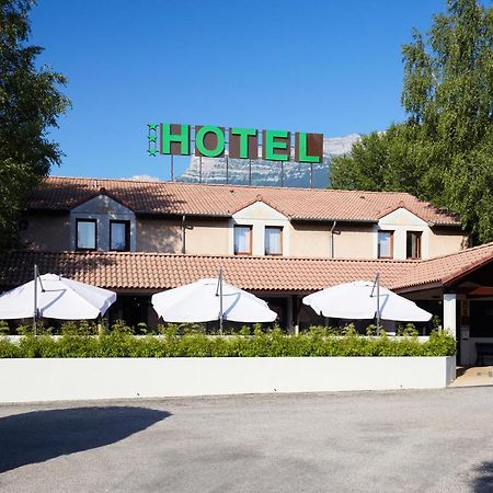 Logis Des Trois Massifs Hotel Claix  Kültér fotó