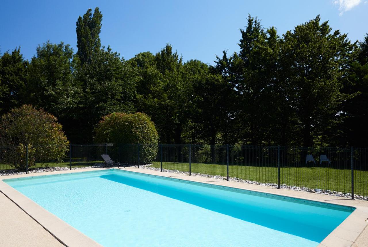 Logis Des Trois Massifs Hotel Claix  Kültér fotó