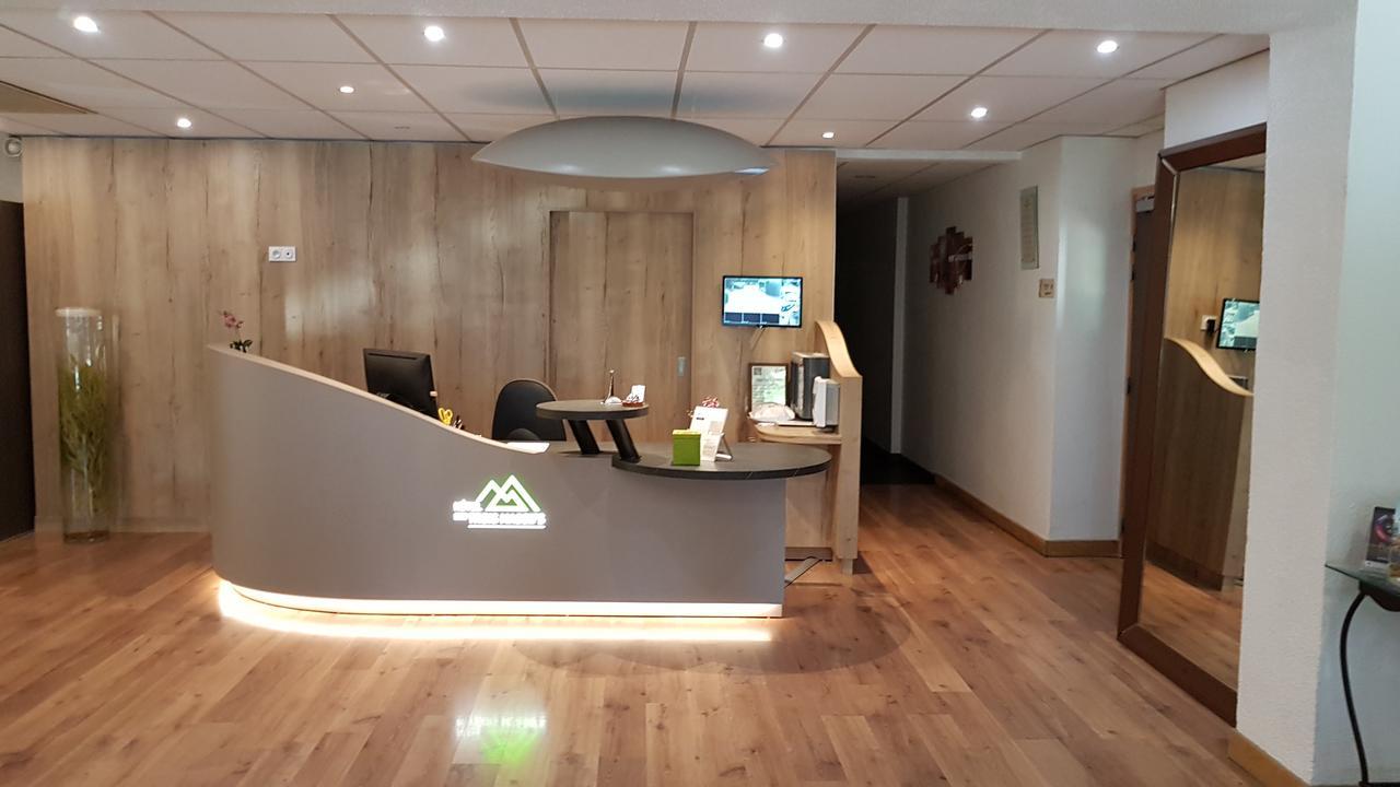 Logis Des Trois Massifs Hotel Claix  Kültér fotó