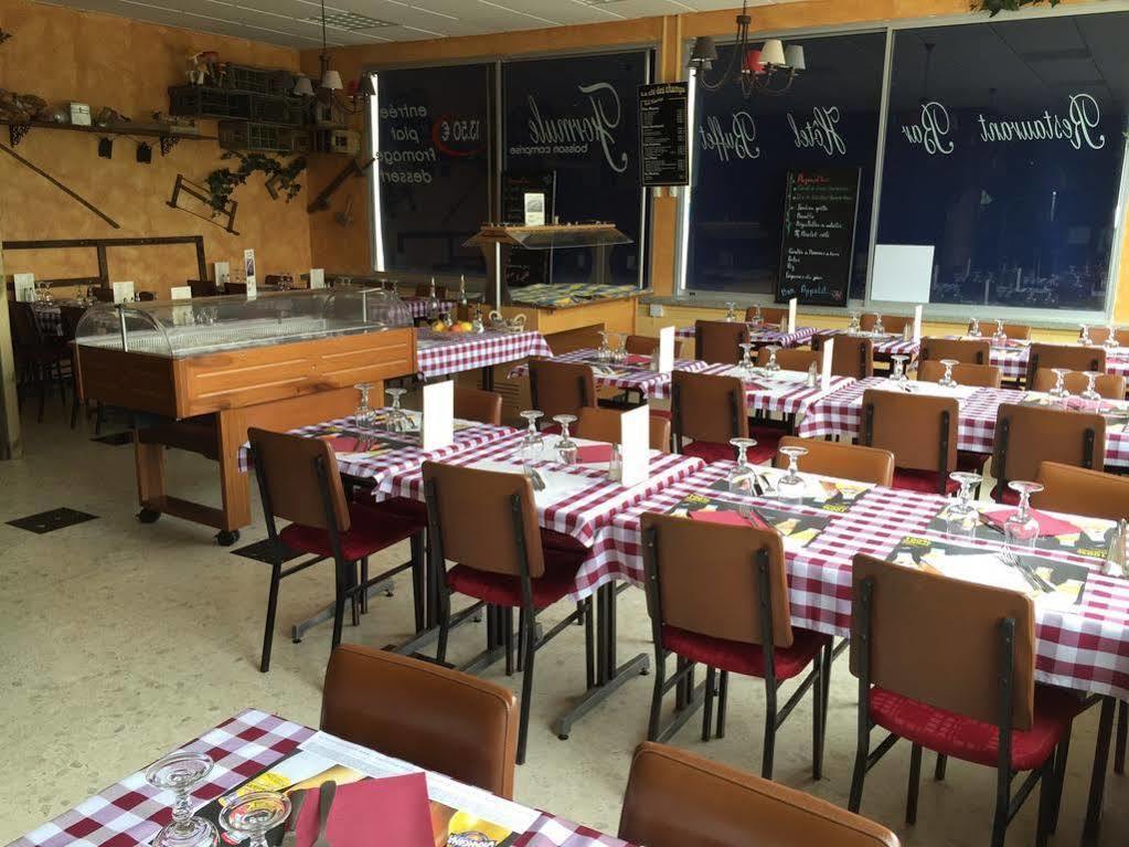 Logis Des Trois Massifs Hotel Claix  Kültér fotó